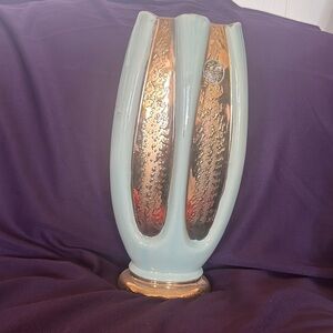Artistic Dual-Tone Vase in Light Blue and Gold
